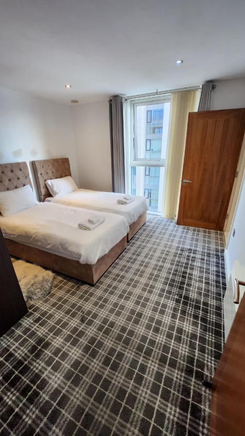 Luxury 2 Bed Apartment Excel London Luaran gambar