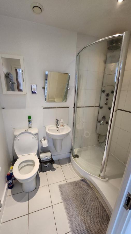 Luxury 2 Bed Apartment Excel London Luaran gambar